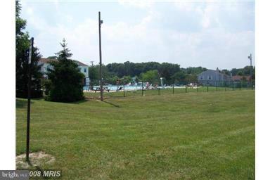 5317 Balistan Road Baltimore, MD 21237 - Photo 19 of 29 Community