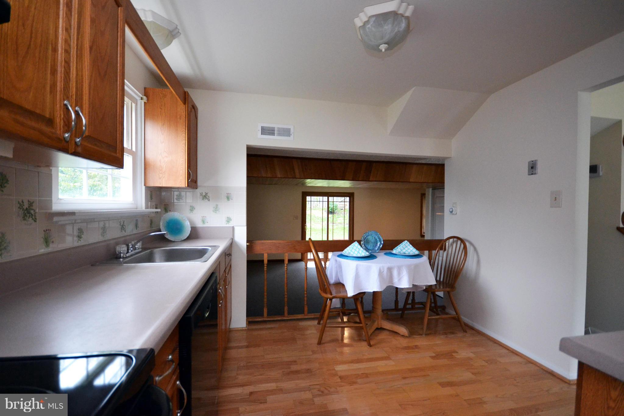 5317 Balistan Road Baltimore, MD 21237 - Photo 9 of 29 Kitchen