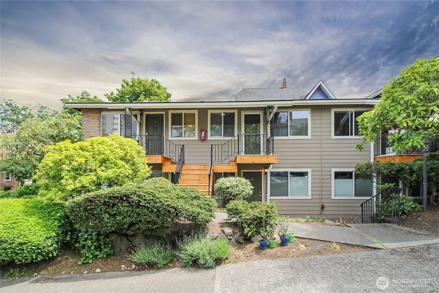 $235,000 | 604 North 3rd Street, Unit 7, Tacoma, WA 98403