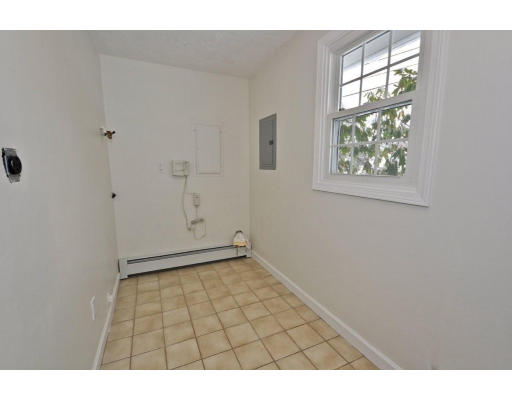 33 East Evergreen Road Natick, MA 01760 - Photo 13 of 15