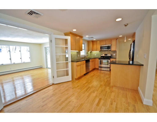 33 East Evergreen Road Natick, MA 01760 - Photo 7 of 15