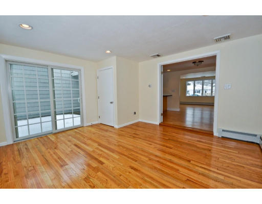 33 East Evergreen Road Natick, MA 01760 - Photo 8 of 15