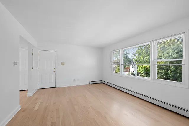 $1,300 | 7121 West 110th Street, Unit 2E, Worth, IL 60482