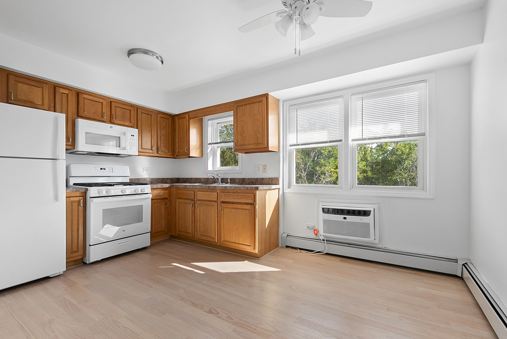 7121 West 110th Street, Unit 2E Worth, IL 60482 - Photo 5 of 15