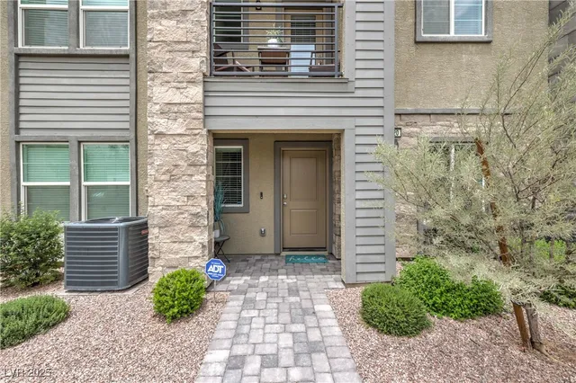 $370,000 | 1120 Tektite Avenue, Henderson, NV 89011