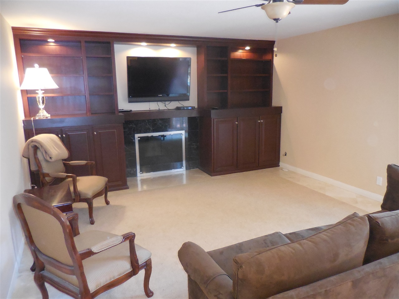 10026 Fieldcrest Street Spring Valley, CA 91977 - Photo 11 of 25 Gallery Image 11