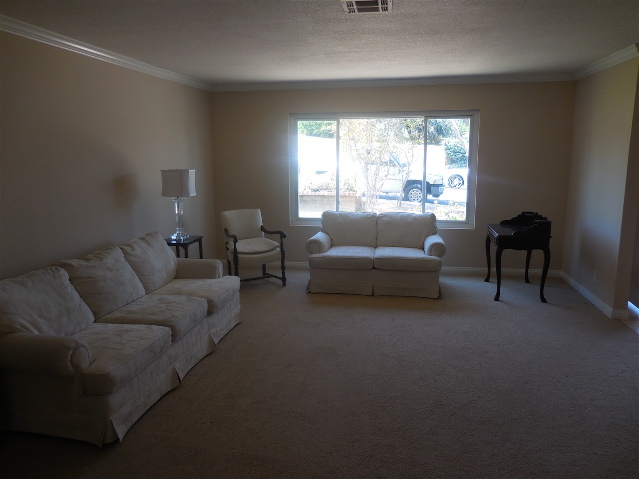 10026 Fieldcrest Street Spring Valley, CA 91977 - Photo 5 of 25 Gallery Image 5