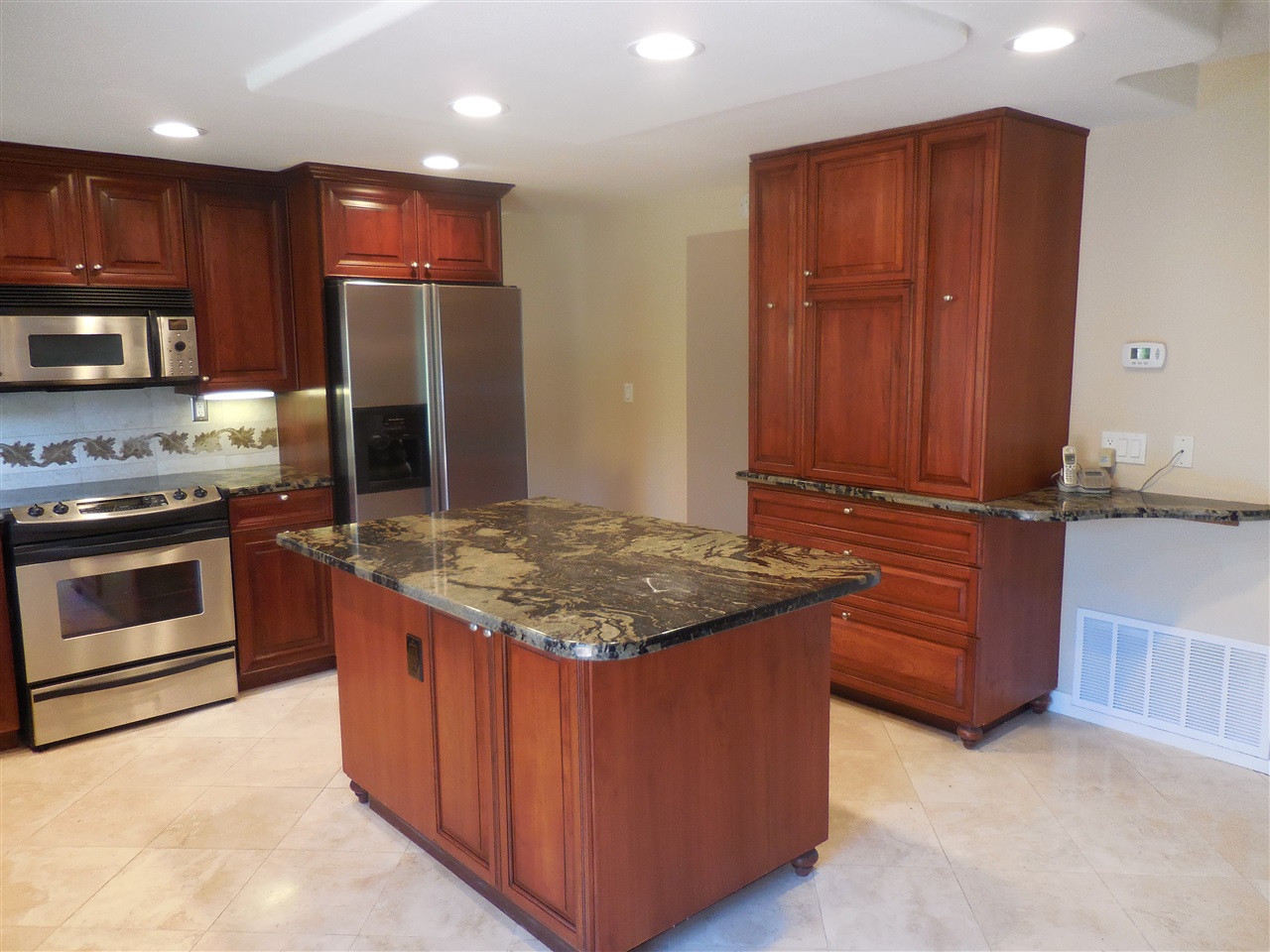 10026 Fieldcrest Street Spring Valley, CA 91977 - Photo 9 of 25 Gallery Image 9