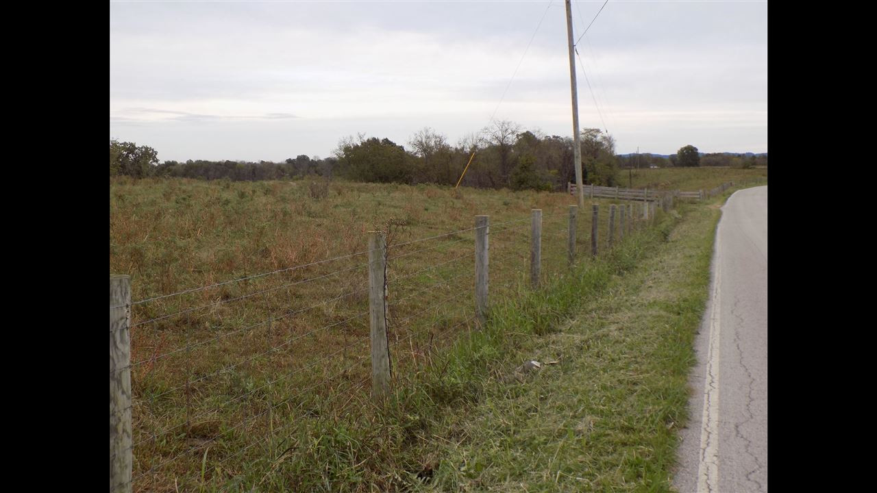 26.708 Sullivan Ridge Road Vanceburg, KY 41179 - Photo 12 of 26 Gallery Image 12