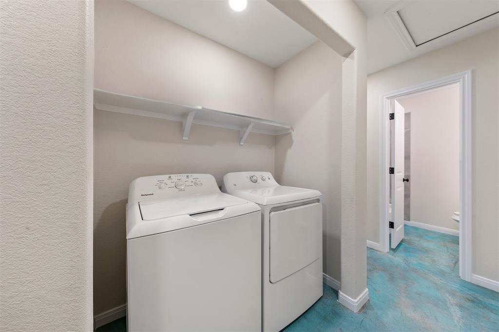 3109 North 27th Street Waco, TX 76708 - Photo 15 of 17 a utility room with dryer and washer