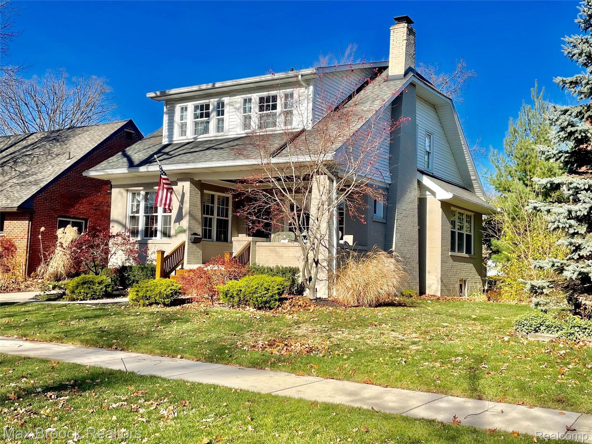 1922 Wiltshire Road Berkley, MI 48072 - Photo 2 of 40 fullsizeoutput_b14.jpeg