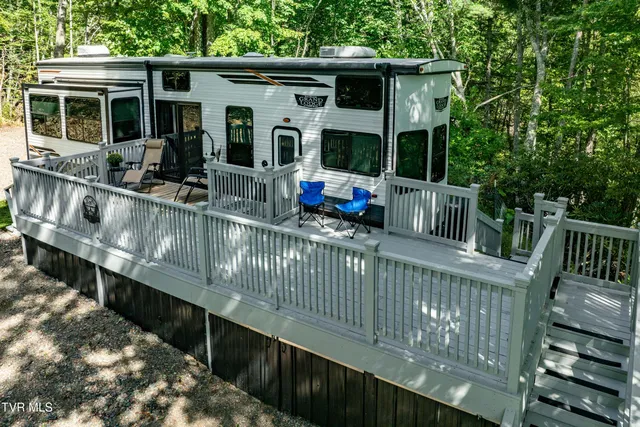 $299,900 | 584 Dotson Road, Trade, TN 37691