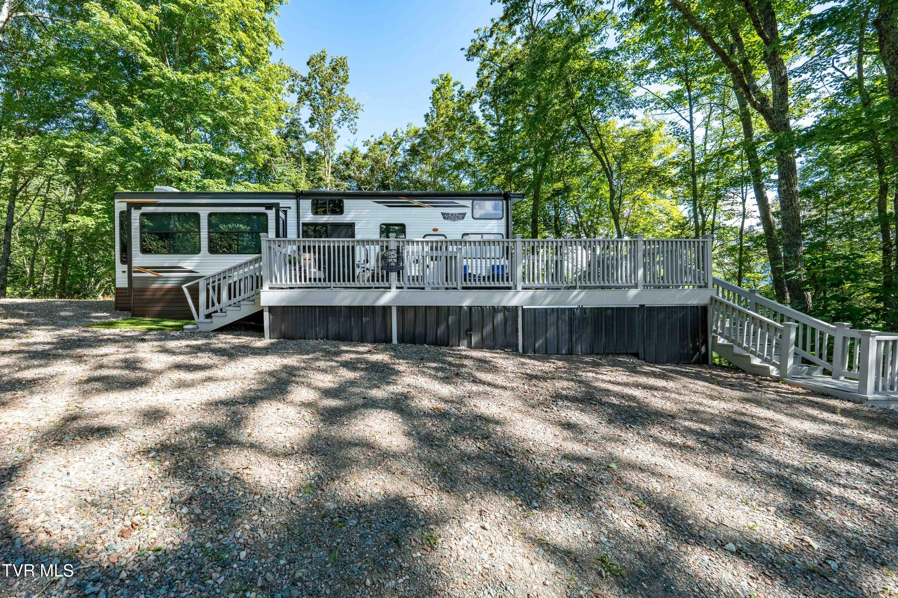 584 Dotson Road Trade, TN 37691 - Photo 43 of 50 584 Dotson Road (50 of 112)