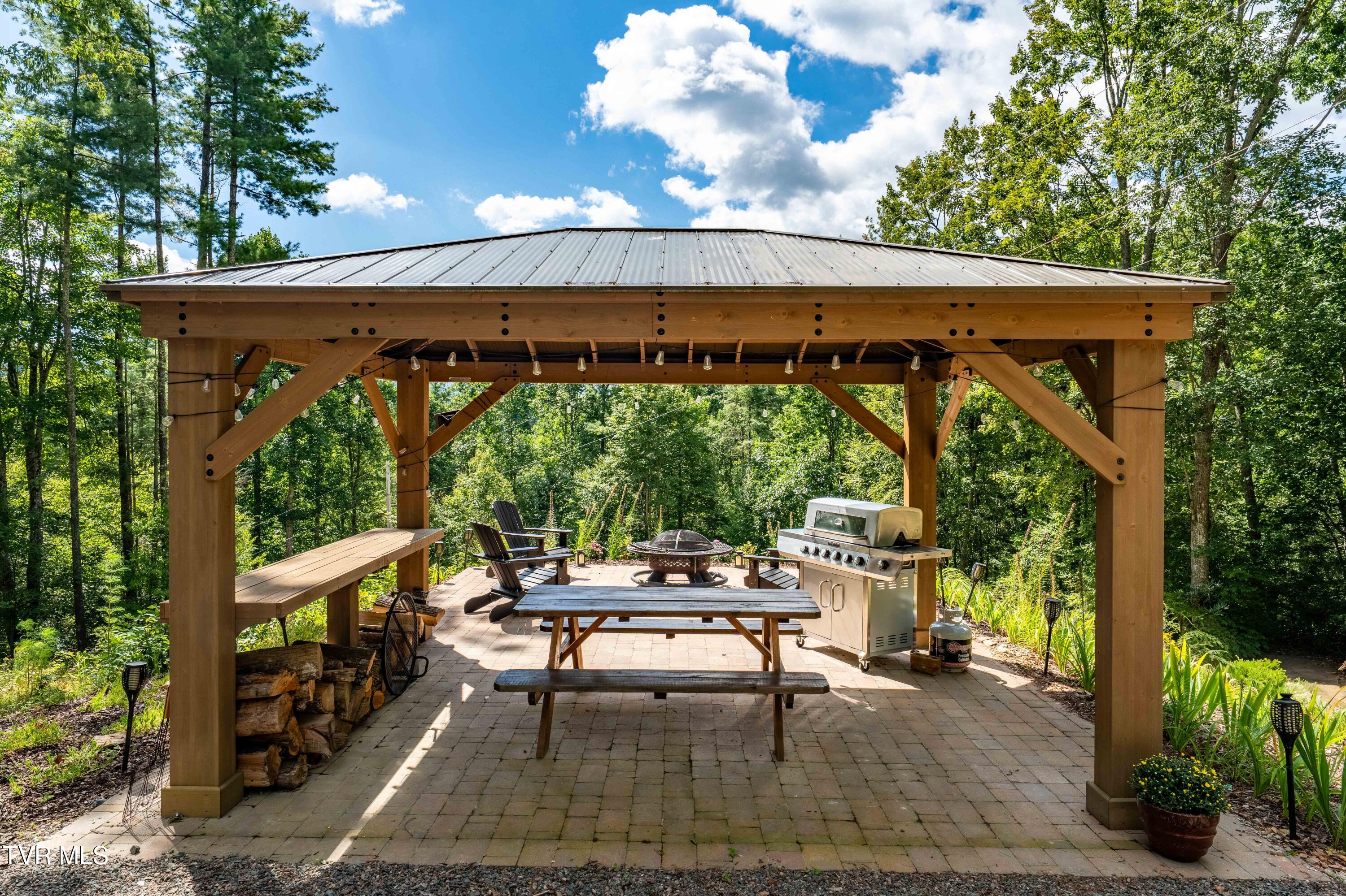 584 Dotson Road Trade, TN 37691 - Photo 47 of 50 584 Dotson Road (79 of 112)