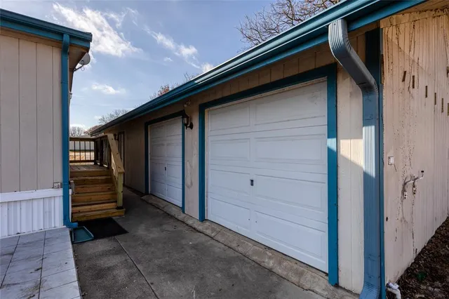 $305,000 | 156 Northwoods Court, Azle, TX 76020