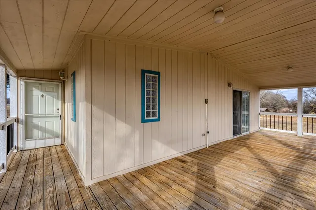 $305,000 | 156 Northwoods Court, Azle, TX 76020