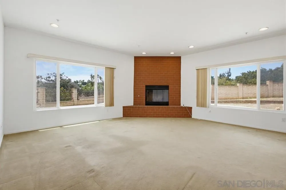 171 Dawn View Way El Cajon, CA 92021 - Photo 21 of 75