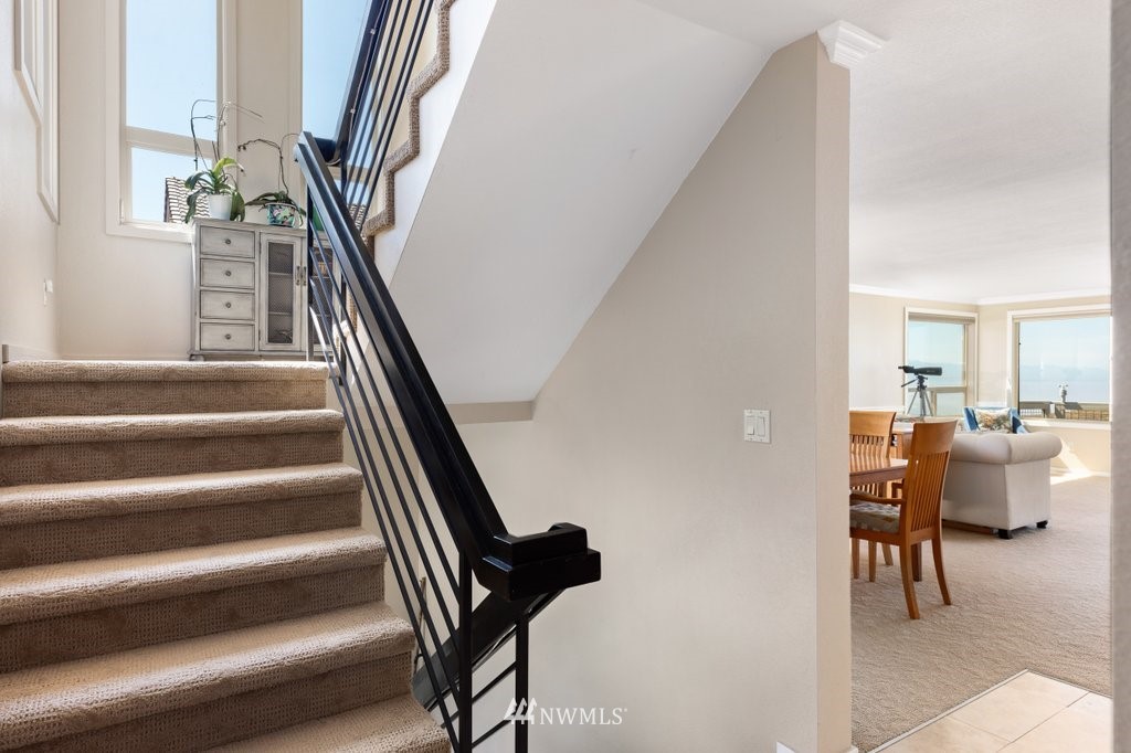 2185 West Beach Road Oak Harbor, WA 98277 - Photo 16 of 35 Gallery Image 16