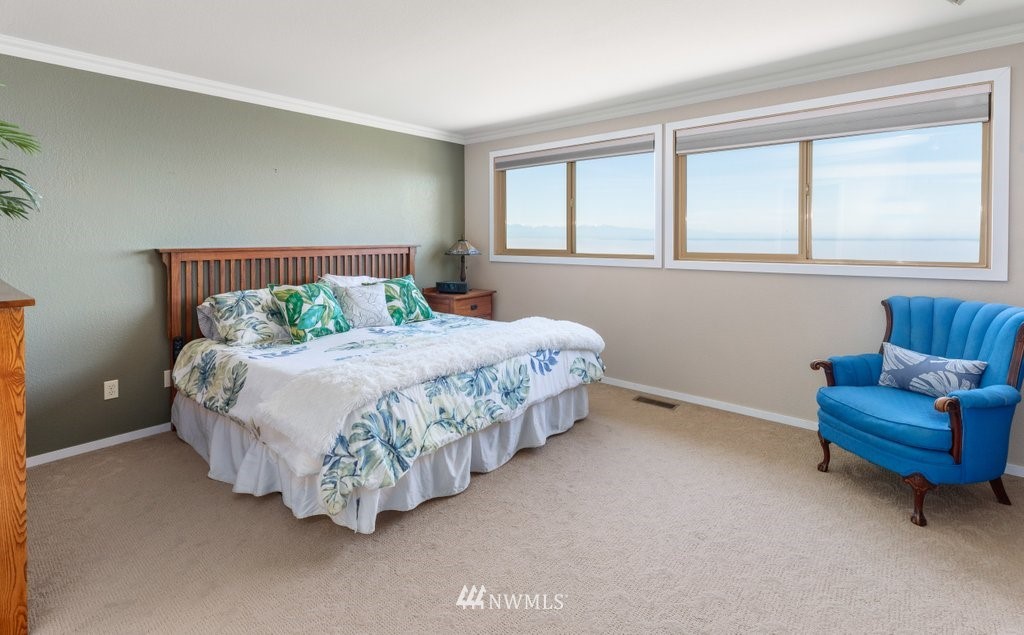 2185 West Beach Road Oak Harbor, WA 98277 - Photo 17 of 35 Gallery Image 17