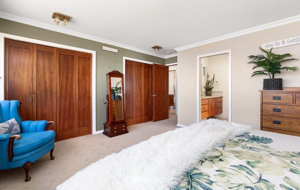 2185 West Beach Road Oak Harbor, WA 98277 - Photo 18 of 35 Gallery Image 18