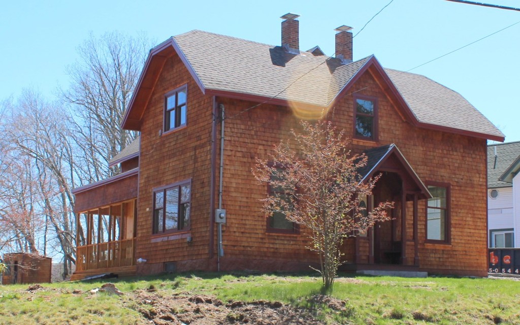 1 Maple Street Sutton, MA 01590 - Photo 1 of 30