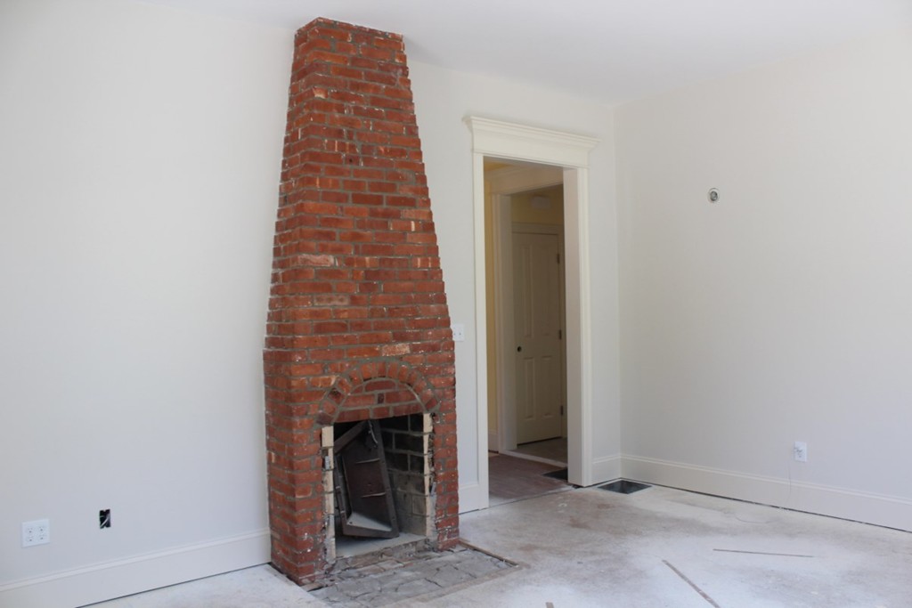 1 Maple Street Sutton, MA 01590 - Photo 7 of 30