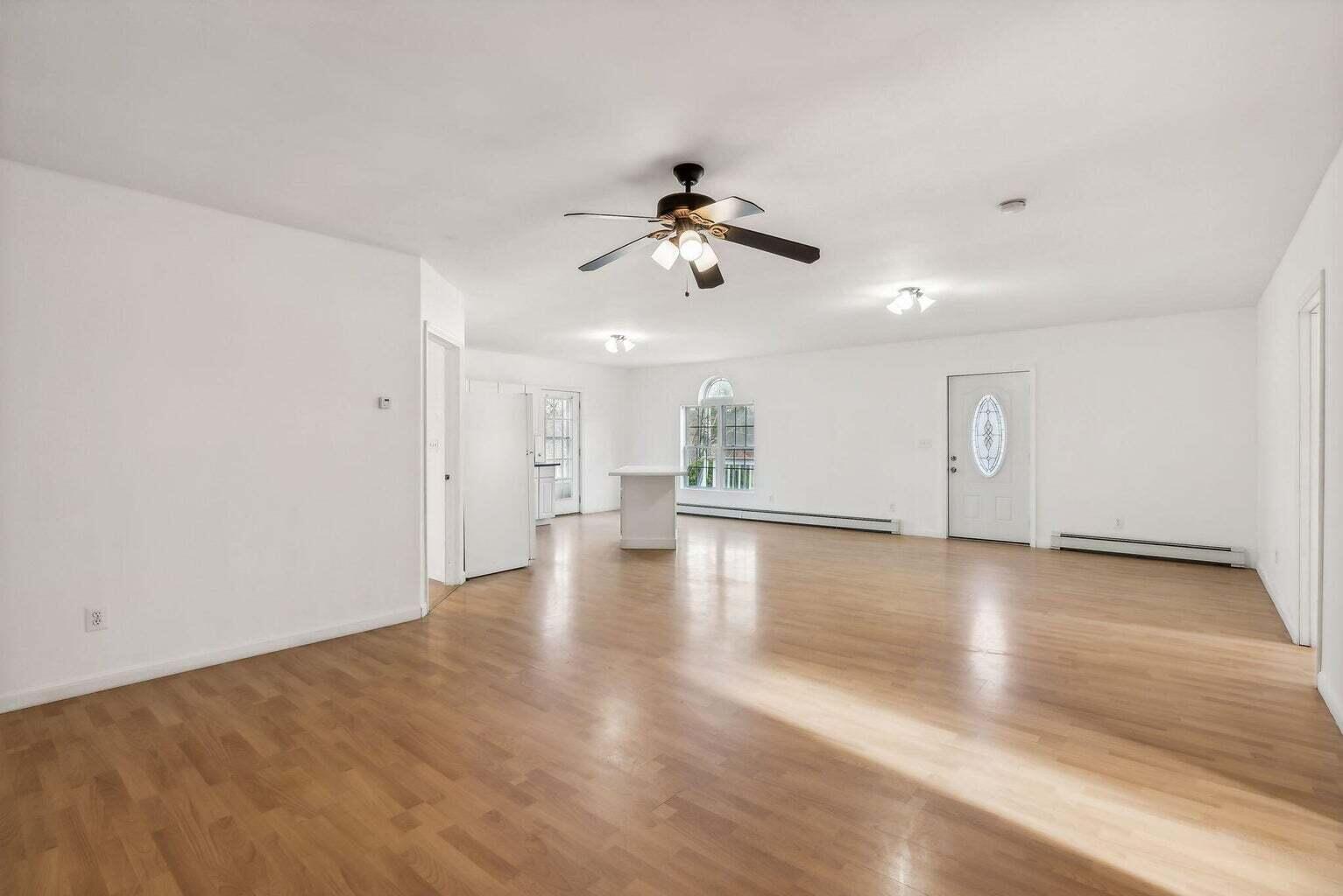 24 Memory Lane Arundel, ME 04046 - Photo 6 of 25 20241107192659334620000000-o