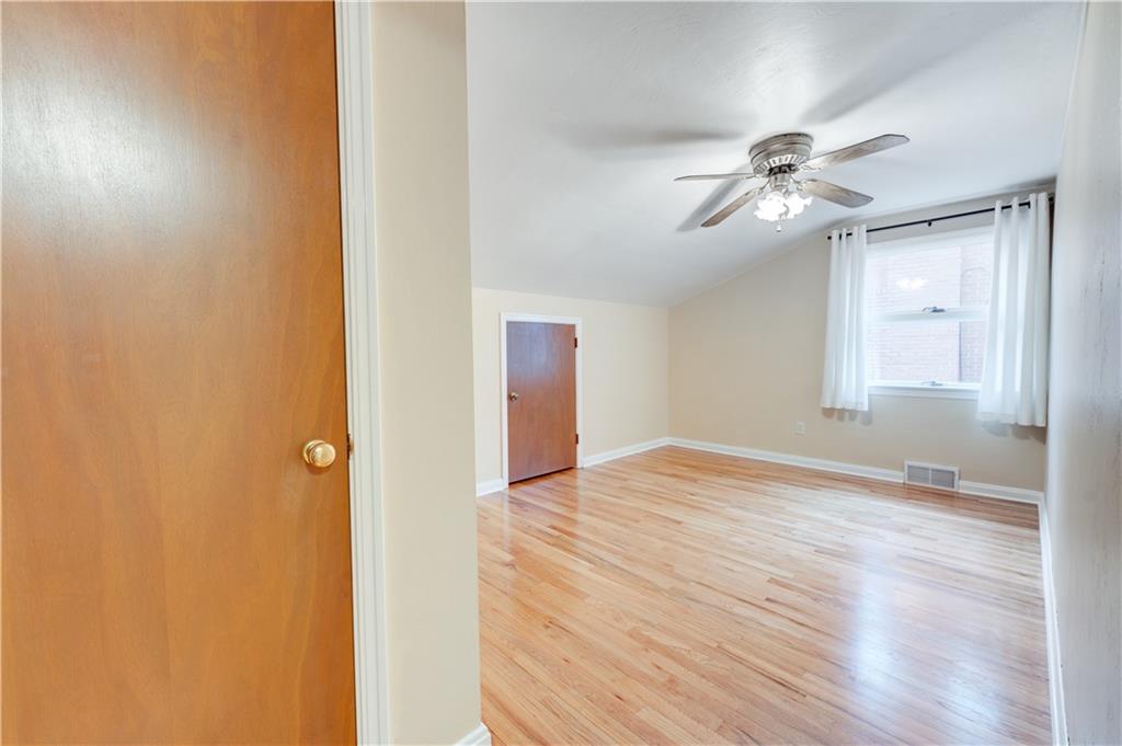 252 Sleepy Hollow Road Pittsburgh, PA 15216 - Photo 16 of 22 Gallery Image 16