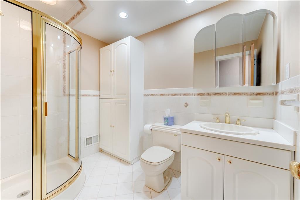 252 Sleepy Hollow Road Pittsburgh, PA 15216 - Photo 10 of 22 Gallery Image 10