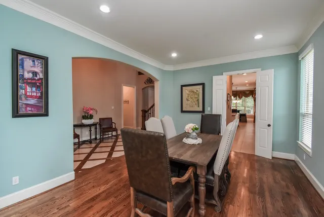 $895,000 | 10 Waters Lake Boulevard, Missouri City, TX 77459