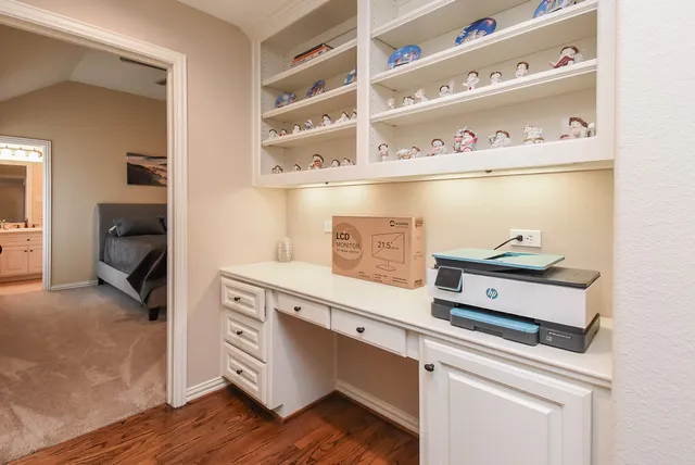 $895,000 | 10 Waters Lake Boulevard, Missouri City, TX 77459