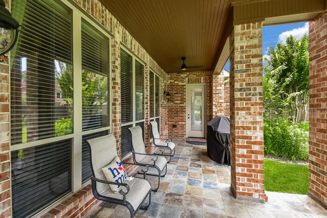 $895,000 | 10 Waters Lake Boulevard, Missouri City, TX 77459