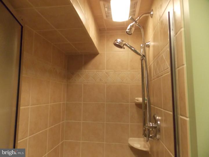 5311 Delmar Road Clifton Heights, PA 19018 - Photo 22 of 25 Bathroom