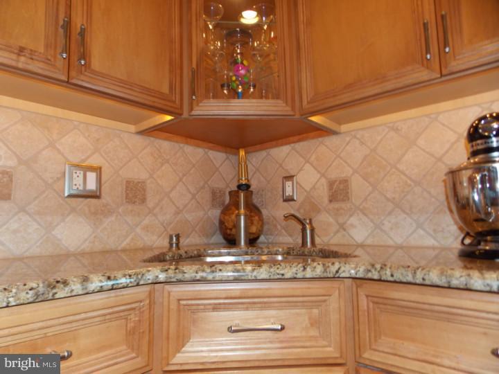 5311 Delmar Road Clifton Heights, PA 19018 - Photo 7 of 25 Kitchen
