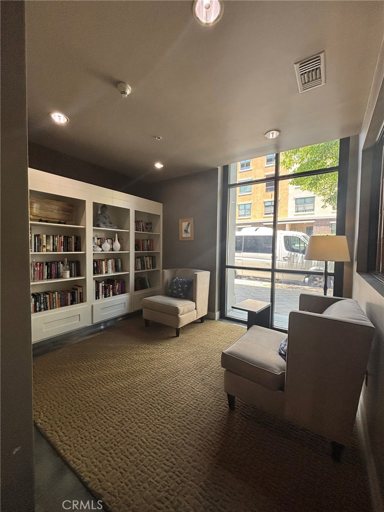 300 East 4th Street, Unit 422 Long Beach, CA 90802 - Photo 22 of 37 Main lobby library...