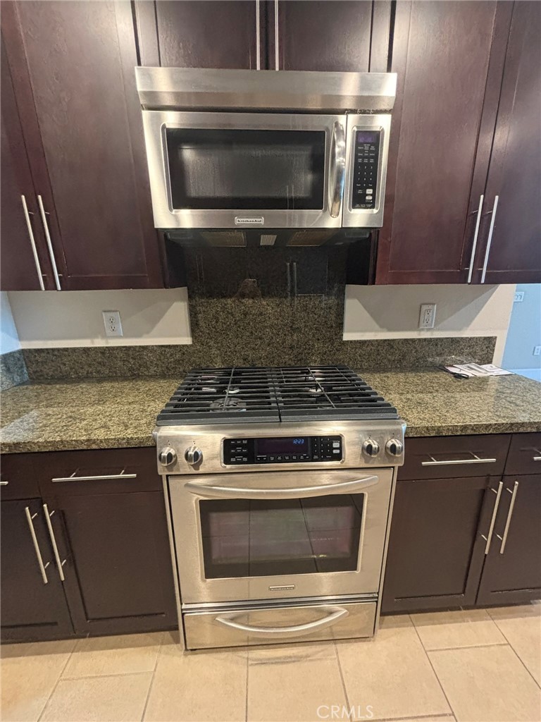 300 East 4th Street, Unit 422 Long Beach, CA 90802 - Photo 35 of 37