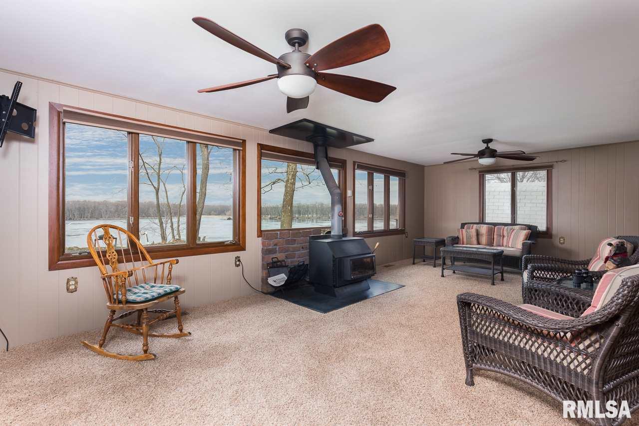 17512 River Road North Cordova, IL 61242 - Photo 12 of 22 Gallery Image 12