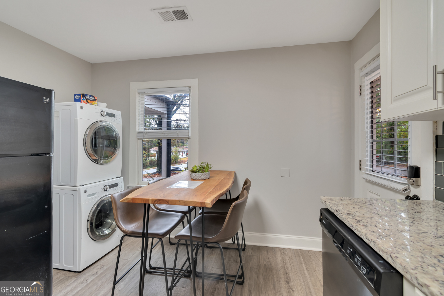 94 Cochran Road Southeast Marietta, GA 30060 - Photo 8 of 26