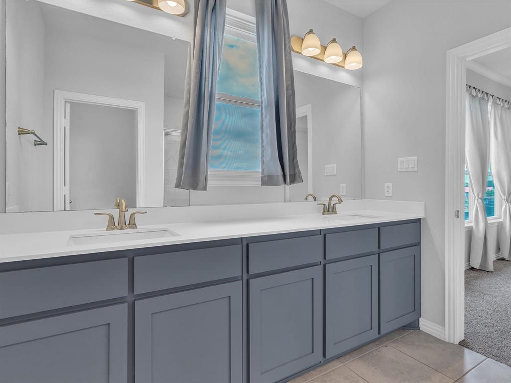 1013 Northern Oaks Court Springtown, TX 76082 - Photo 19 of 25