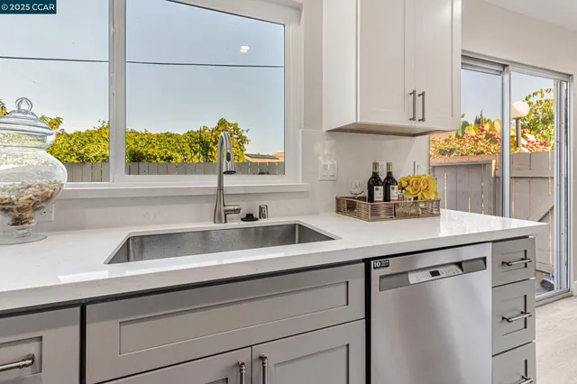 $1,299,000 | 820 Hooshang Court, Cupertino, CA 95014