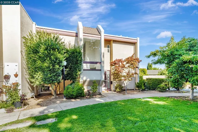 $1,299,000 | 820 Hooshang Court, Cupertino, CA 95014