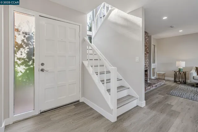 $1,299,000 | 820 Hooshang Court, Cupertino, CA 95014