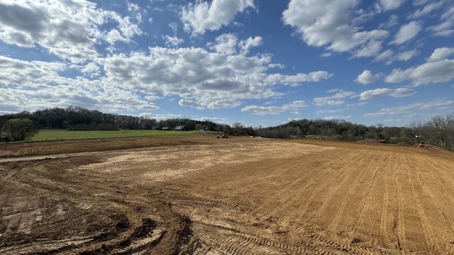 $449,900 | 629 Forest Retreat Road, Hendersonville, TN 37075