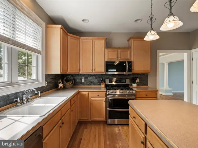 $549,900 | 115 Cool Spring Drive, Stephens City, VA 22655