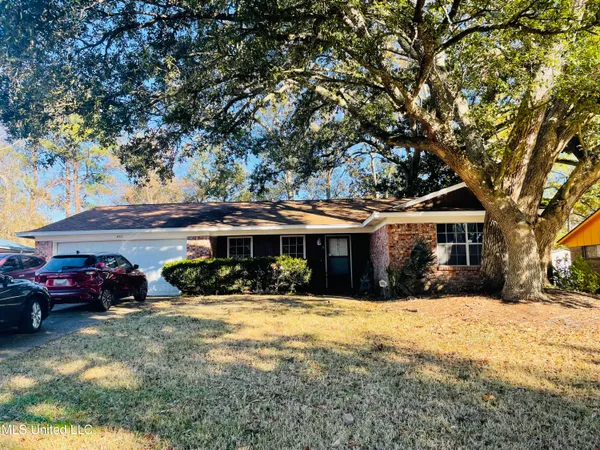 $175,000 | 450 Annette Lane, D'Iberville, MS 39540