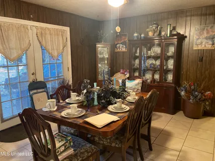 $175,000 | 450 Annette Lane, D'Iberville, MS 39540