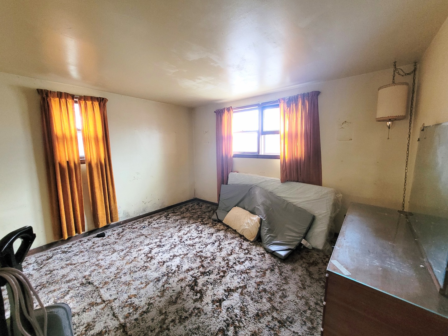 14340 Kostner Avenue Midlothian, IL 60445 - Photo 10 of 15 a bedroom with a bed and wooden floor