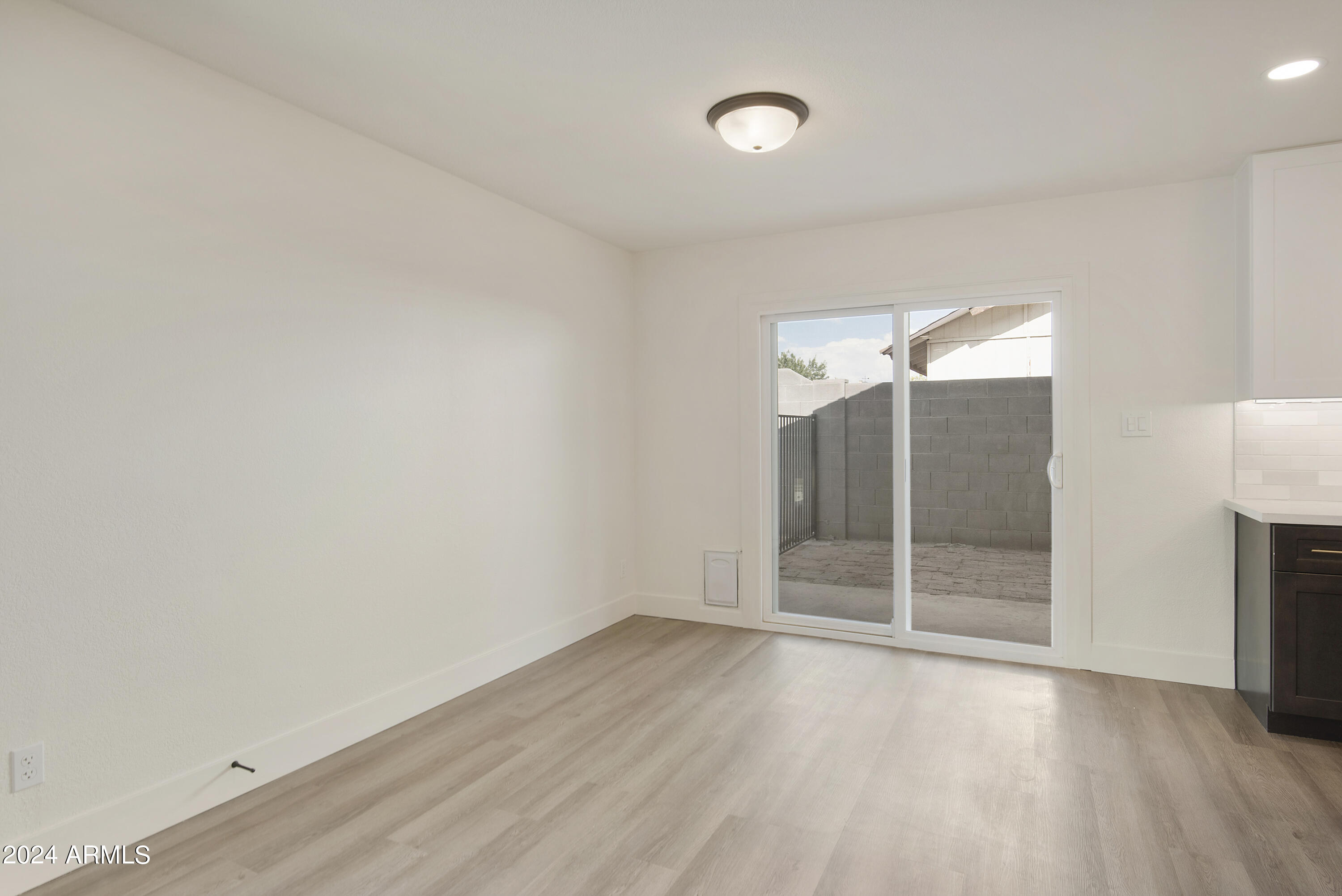3968 West Hearn Road Phoenix, AZ 85053 - Photo 14 of 39 3968 W HEARN RD, Phoenix