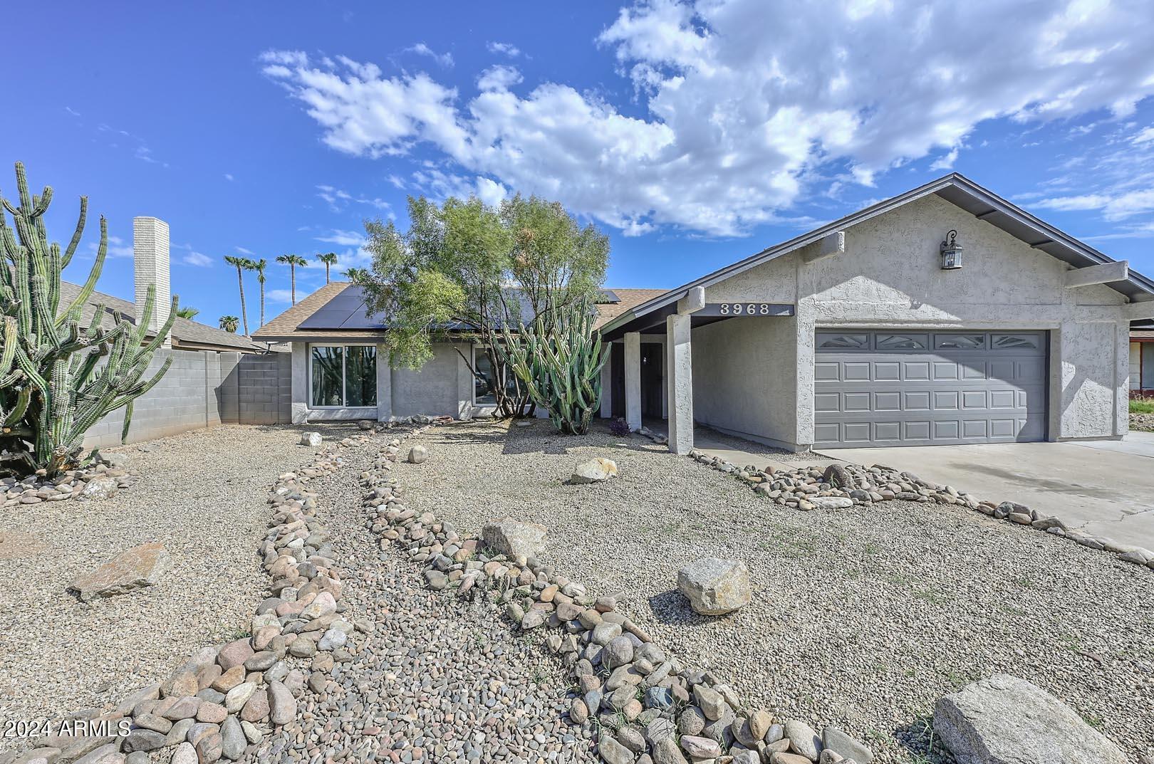 3968 West Hearn Road Phoenix, AZ 85053 - Photo 2 of 39 Desert Landscaping