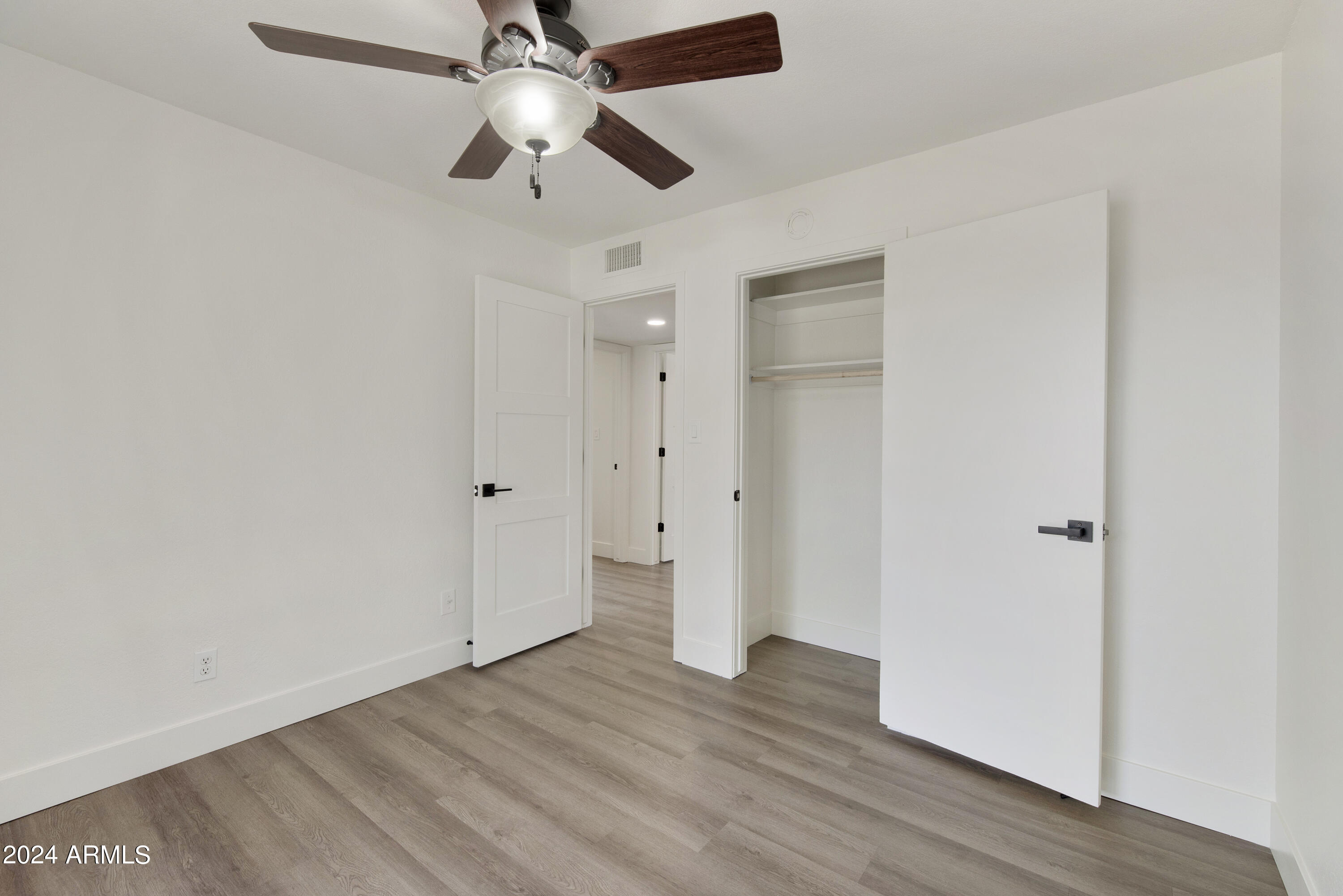3968 West Hearn Road Phoenix, AZ 85053 - Photo 24 of 39 3968 W HEARN RD, Phoenix - Bedroom